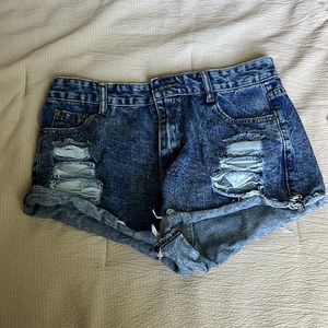 Shein women Jean shorts size large super cute